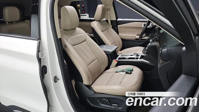 Ford Explorer 2020 thumb 6