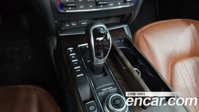 Maserati Ghibli 2017 thumb 5