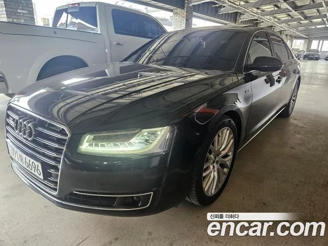 Audi A8 2014 thumb 8