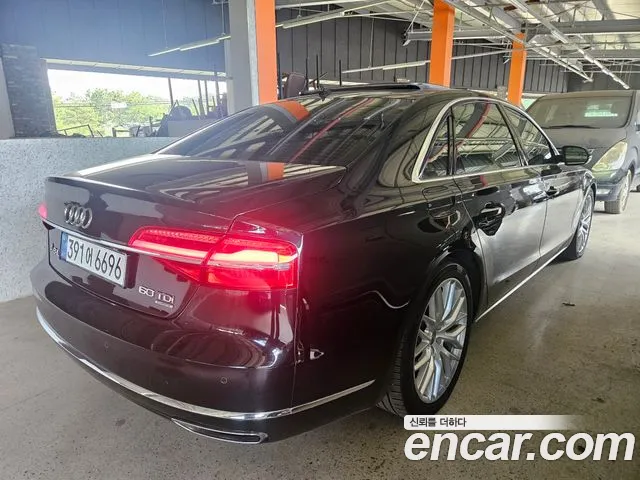 Audi A8 2014 thumb 6