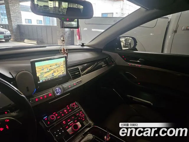 Audi A8 2014 thumb 9
