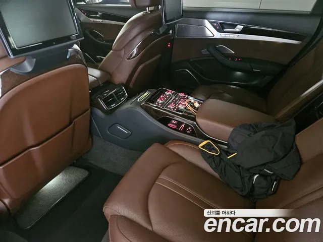 Audi A8 2014 thumb 2
