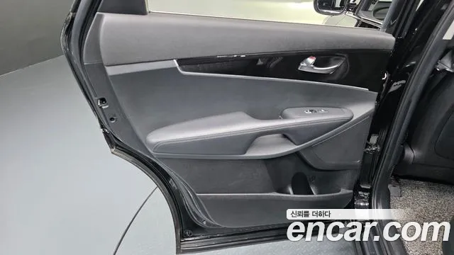 Kia Sorento 2018 thumb 3