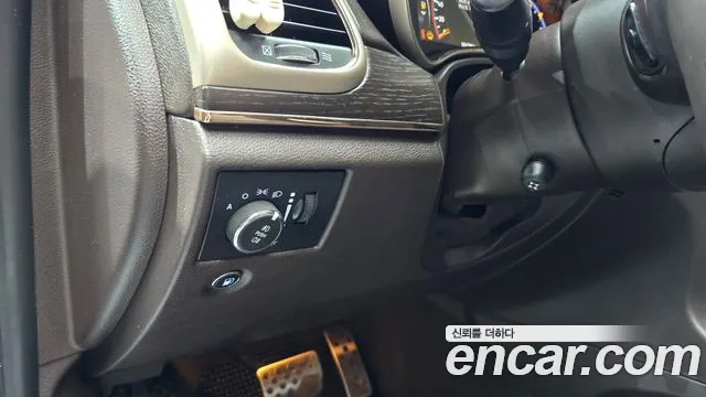 Jeep Grand Cherokee 2015 thumb 5