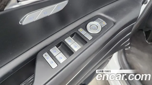 Genesis GV80 Coupe 2023 thumb 3