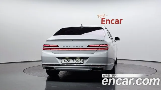 Genesis G90 2019 thumb 2