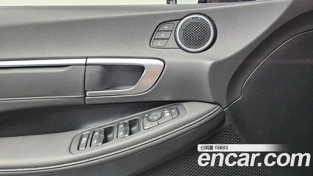 Hyundai Sonata 2023 thumb 4