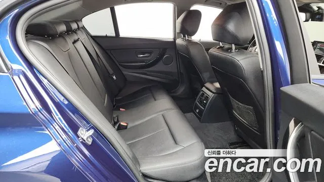 BMW 3 серии 2015 thumb 10