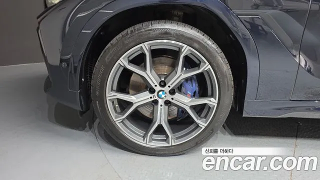 BMW X6 2021 thumb 6