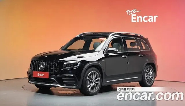Mercedes-Benz GLB 2025 thumb 10