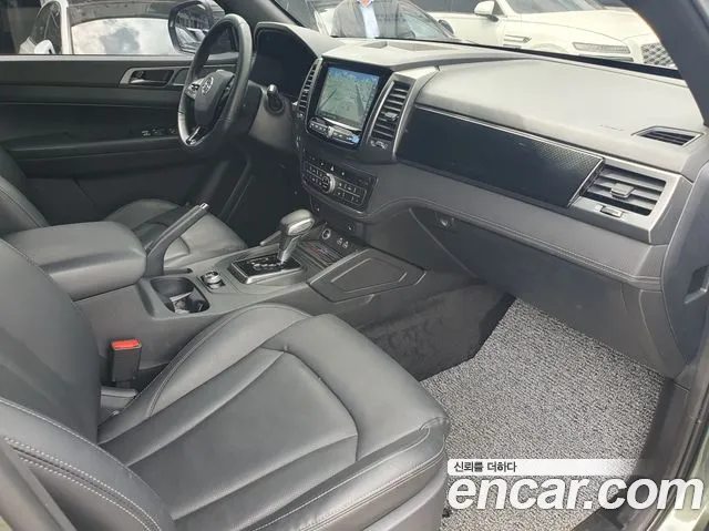 KGM Rexton 2023 thumb 12