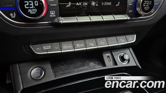 Audi Q5 2022 thumb 3