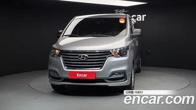 Hyundai Staria 2021 thumb 10