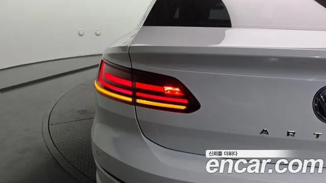 Volkswagen Arteon 2019 thumb 8
