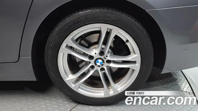BMW 5 серии 2016 thumb 5