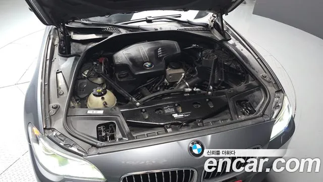 BMW 5 серии 2016 thumb 7