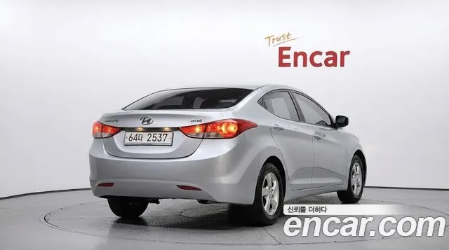 Hyundai Avante 2011 thumb 7