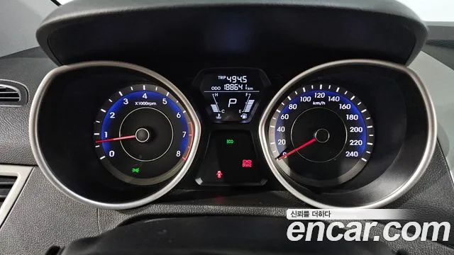 Hyundai Avante 2011 thumb 10