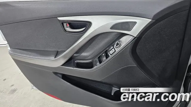 Hyundai Avante 2011 thumb 11