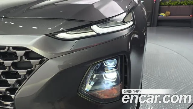Hyundai Santa Fe 2019 thumb 11