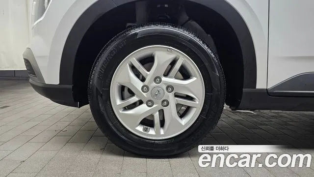 Hyundai Venue 2023 thumb 9