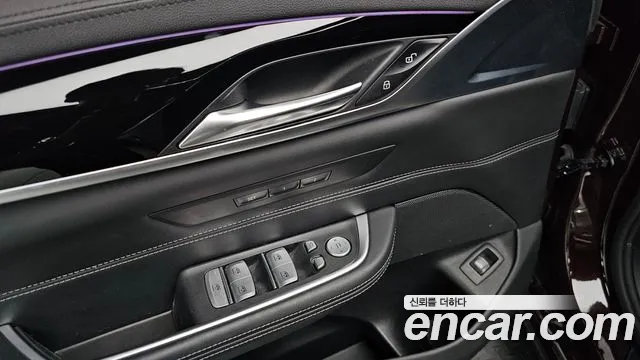 BMW 6 серии Gran Turismo 2020 thumb 6