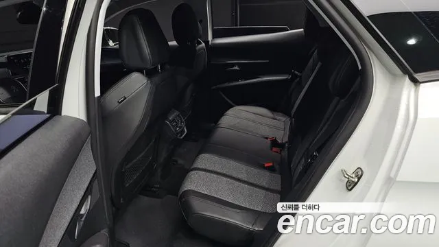 Peugeot 3008 2017 thumb 2