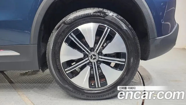 Mercedes-Benz EQA 2021 thumb 11