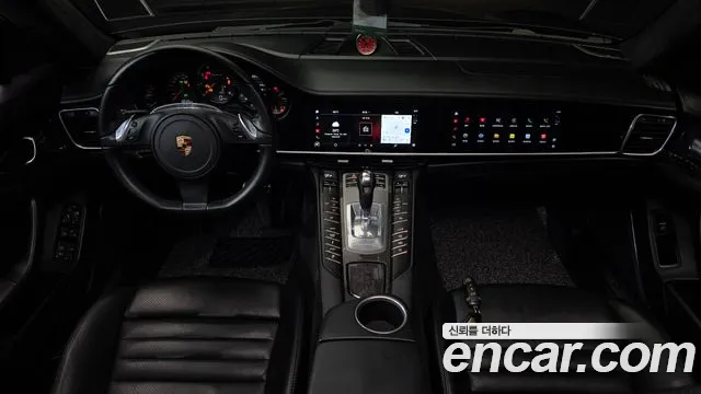 Porsche Panamera 2012 thumb 9