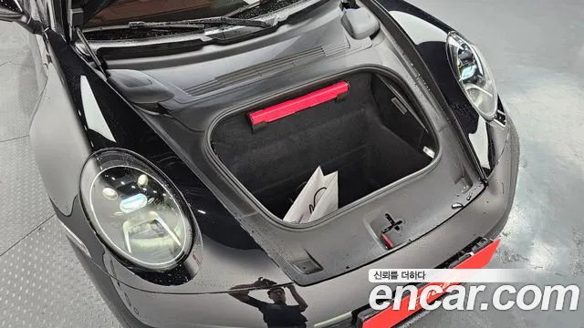 Porsche 911 2024 thumb 9