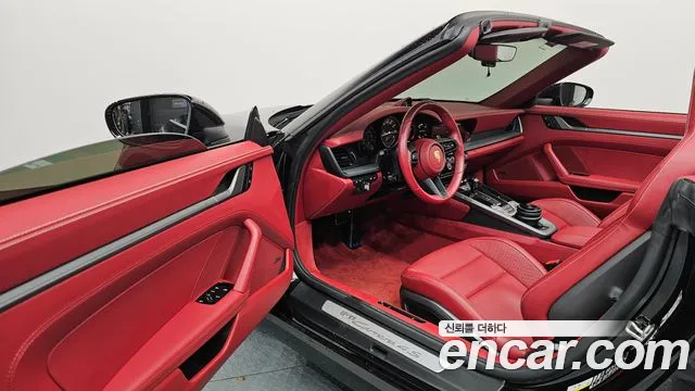Porsche 911 2024 thumb 10