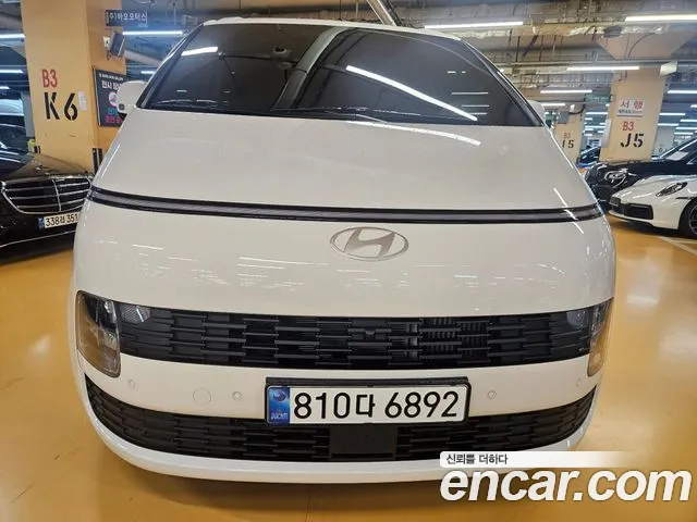 Hyundai Staria 2026 thumb 5