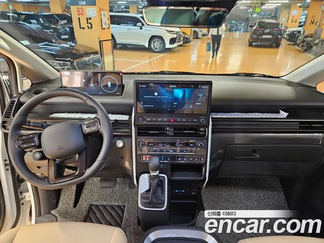 Hyundai Staria 2026 thumb 7