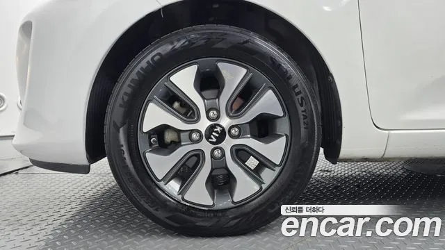 Kia Morning 2015 thumb 9
