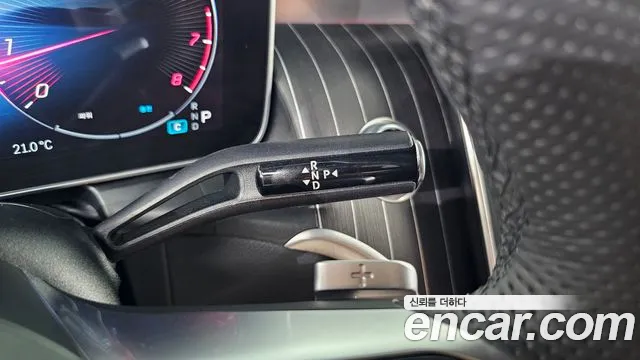 Mercedes-Benz GLC 2024 thumb 4