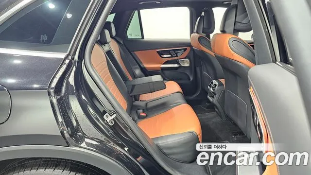 Mercedes-Benz GLC 2024 thumb 8