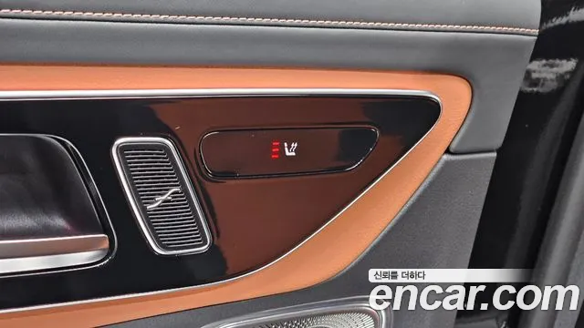 Mercedes-Benz GLC 2024 thumb 9