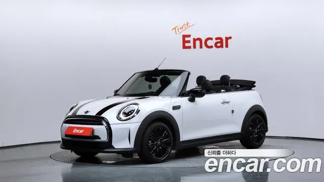 Mini Cooper Convertible 2024 thumb 4