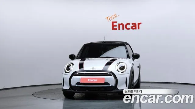 Mini Cooper Convertible 2024 thumb 10