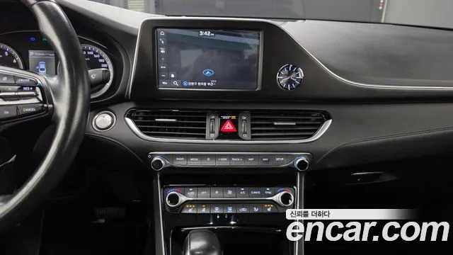 Hyundai Grandeur 2018 thumb 10