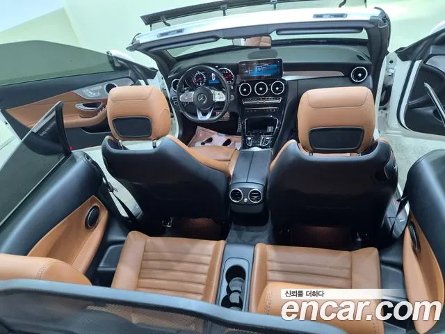 Mercedes-Benz C-Class 2019 thumb 2