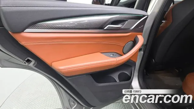 BMW X4M 2021 thumb 2