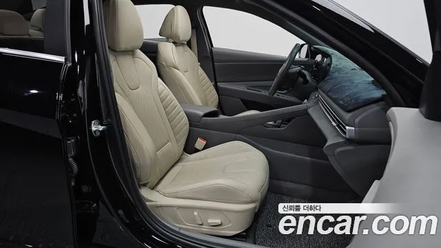 Hyundai Elantra 2022 thumb 10