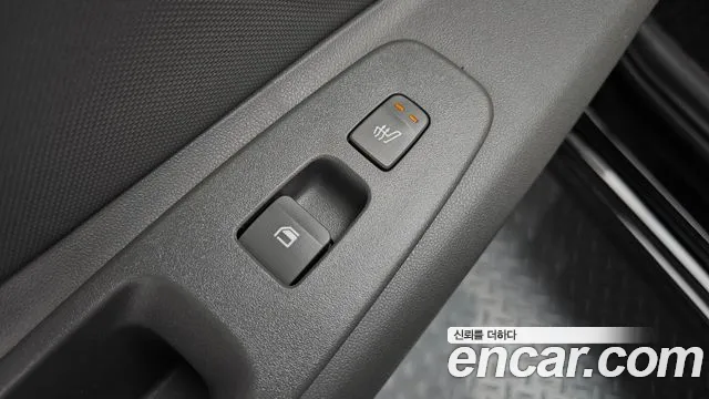 Hyundai Elantra 2022 thumb 6