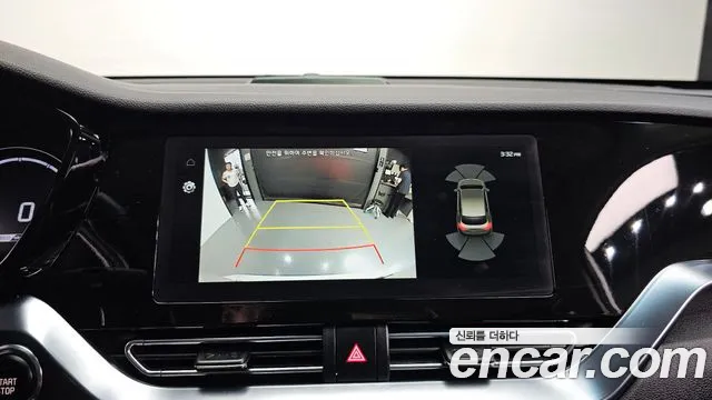 Kia Niro Plus 2023 thumb 10