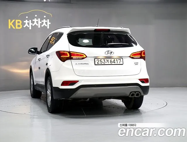 Hyundai Santafe 2017 thumb 7
