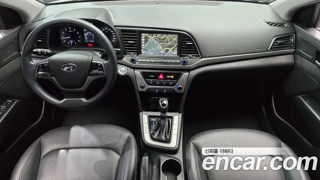 Hyundai Avante 2017 thumb 10
