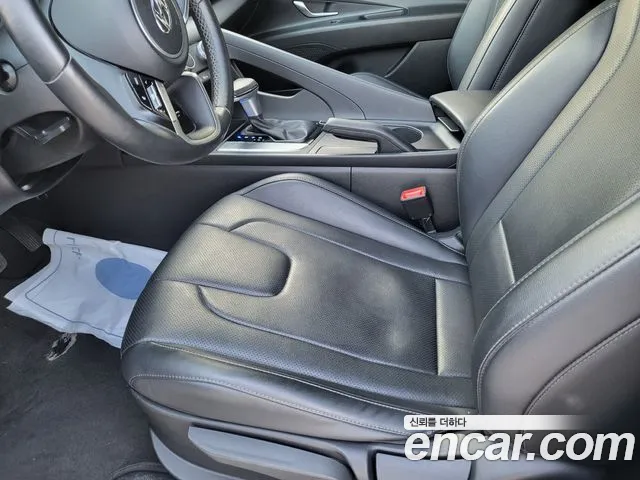 Hyundai Elantra 2021 thumb 2