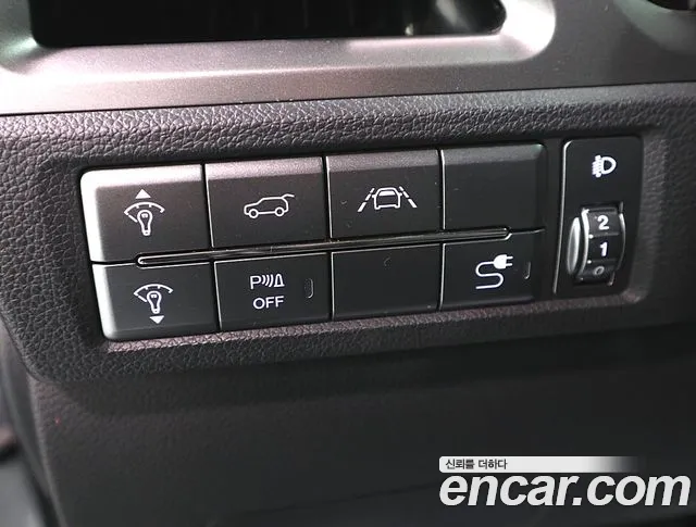 KGM Korando 2019 thumb 11