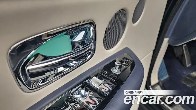 Rolls-Royce Cullinan 2020 thumb 9
